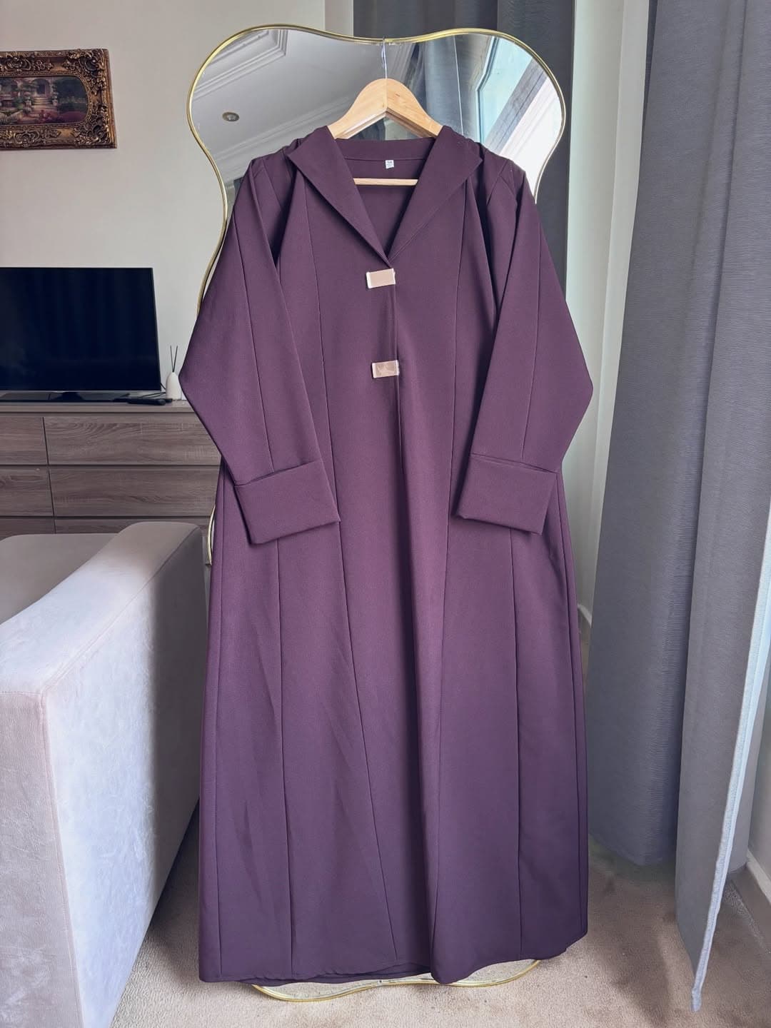 Nisa clip abaya featured look